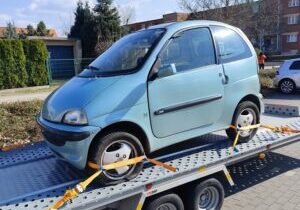 Gebrauchte Mopedauto Ersatzteile